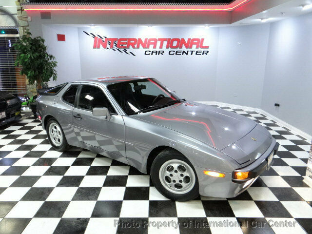 1987 Porsche 944 Coupe 5-Speed Adult Owned Low Miles Timing Service Just Done! 1987 Porsche 944