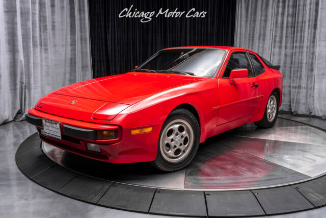 1987 Porsche 944 Hatchback REMOVABLE SUNROOF! - photo 2