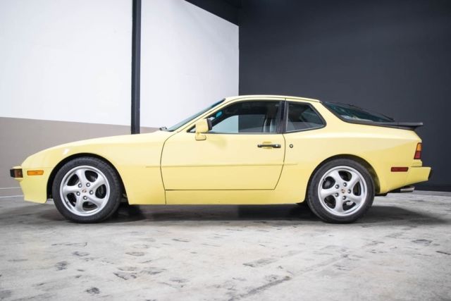 1987 Porsche 944 Low Miles Very Original - photo 7