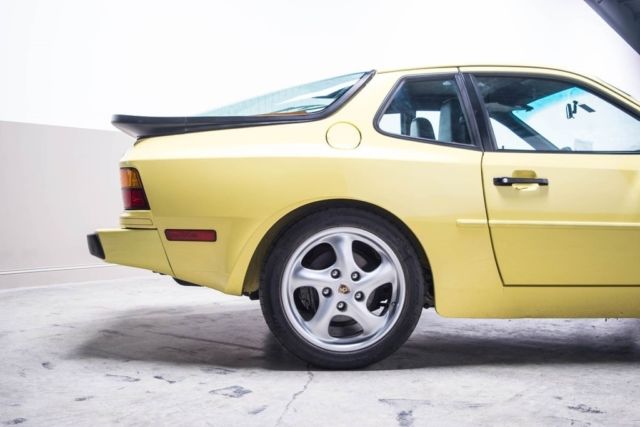 1987 Porsche 944 Low Miles Very Original - photo 8