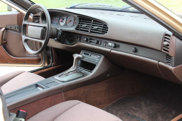 1987 Porsche 944 Beautiful Florida Low-Mileage Well Maintained - photo 12