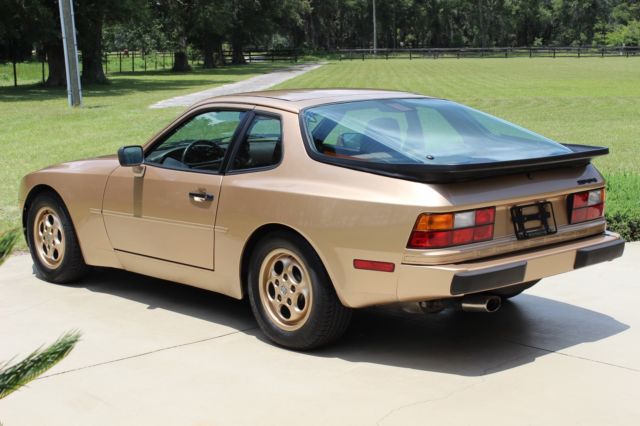 1987 Porsche 944 Beautiful Florida Low-Mileage Well Maintained - photo 4