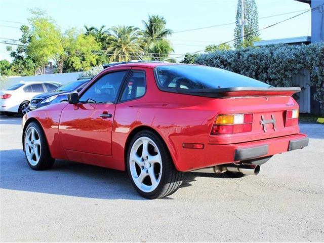 1987 Porsche 944 S - photo 12
