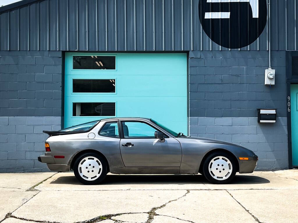 1987 Porsche 944 S 2dr Hatchback - photo 5