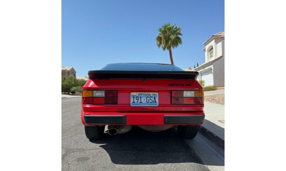 1987 Porsche 944 S - photo 9