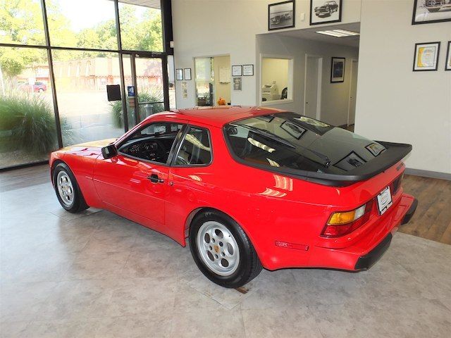 1987 Porsche 944 - photo 5