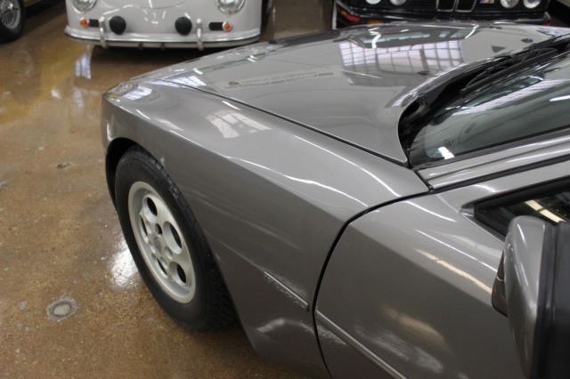 1987 Porsche 944 S - photo 10