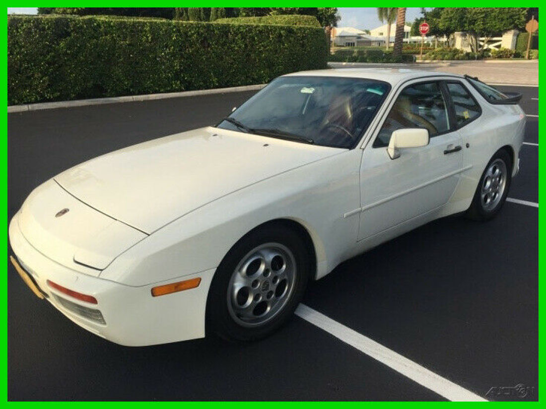 1987 Porsche 944 Turbo 2.5L I4 Manual RWD Hatchback Original Owner Sunroof 1987 Porsche 944 Turbo