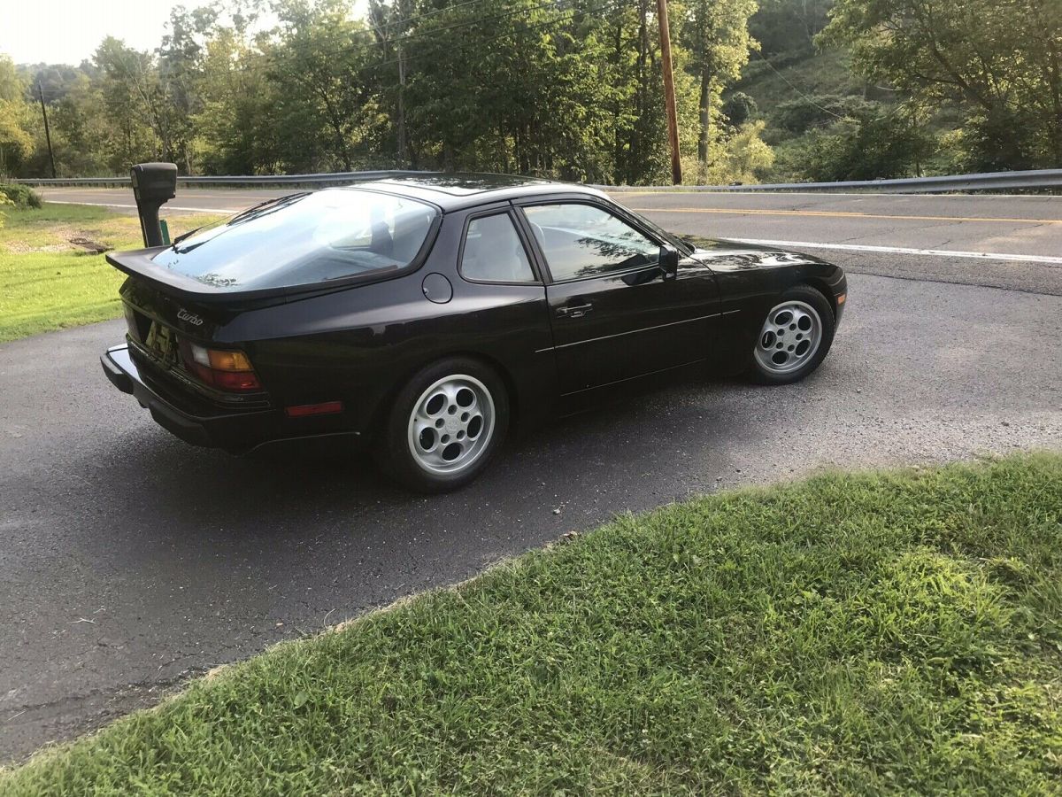 1987 Porsche 944 - photo 2