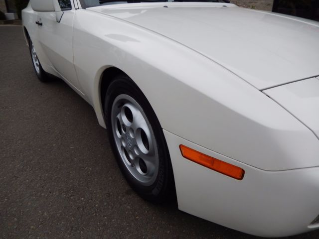 1987 Porsche 944 FACTORY TOURING PACKAGE - photo 11