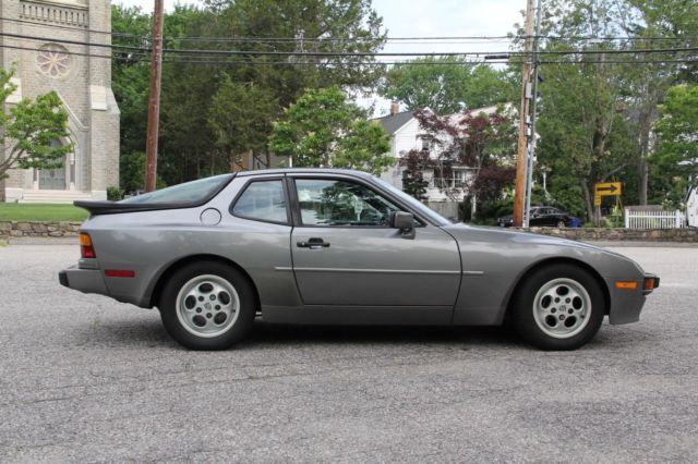 1987 Porsche 944S -- - photo 3