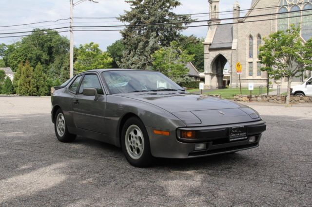1987 Porsche 944S -- - photo 5