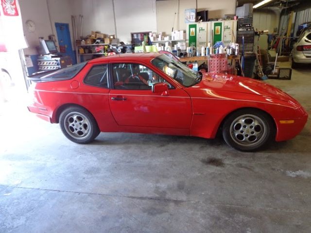 1987 Porsche 944 S - photo 9