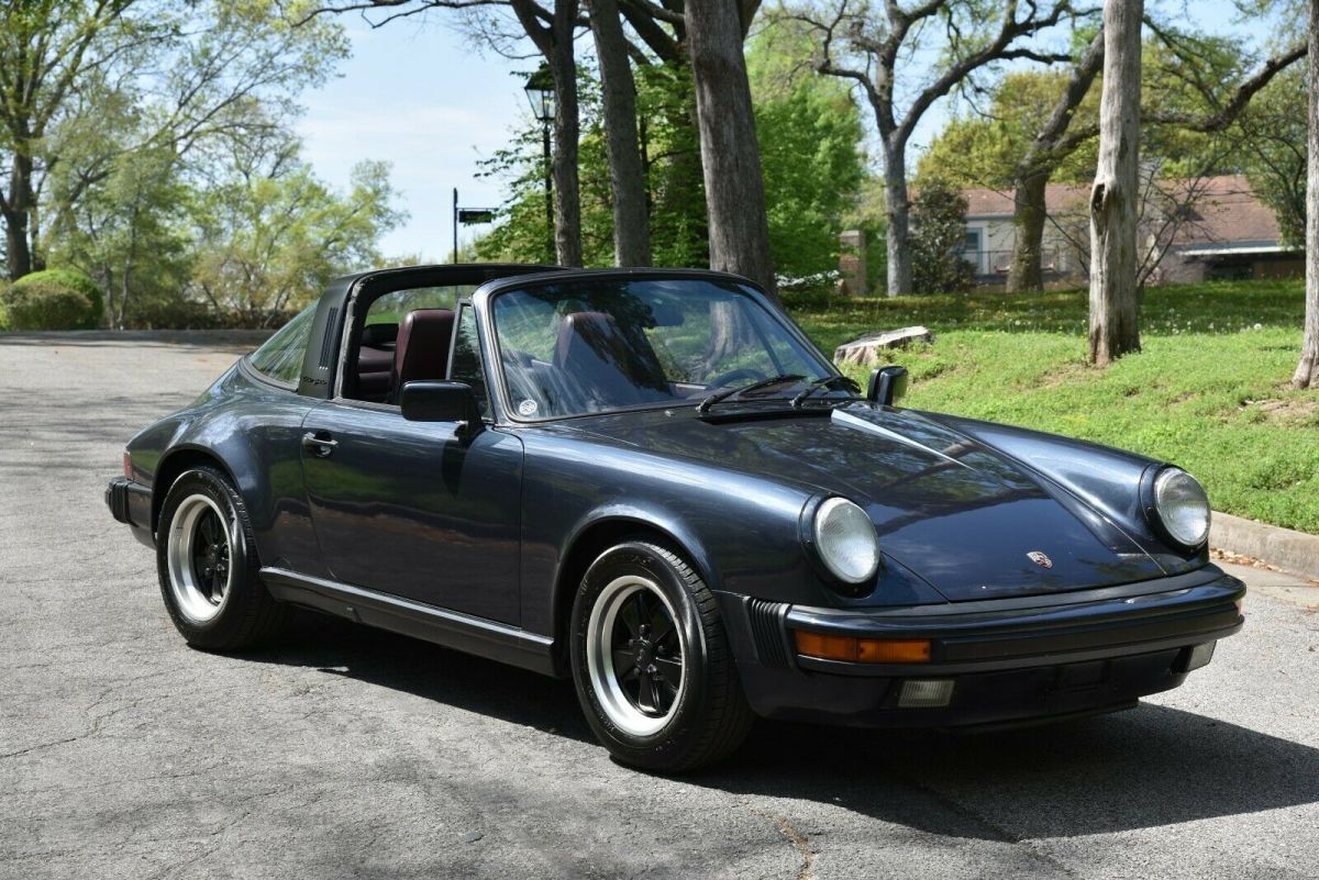 1987 Porsche G50 Targa, Marineblau Metallic, matching numbers, fully documented 1987 Porsche 911 Targa