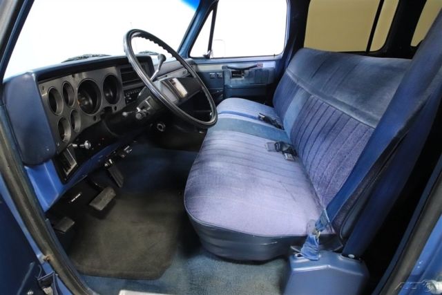 1987 GMC Suburban R1500 - photo 4