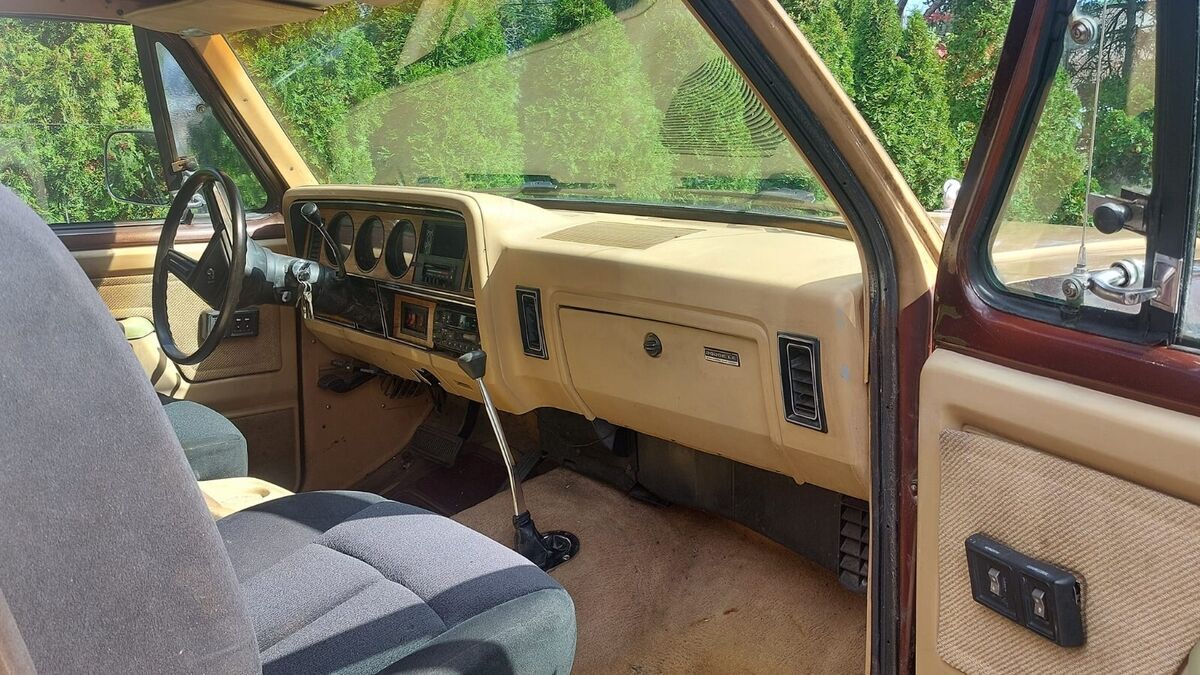 1987 Dodge Ramcharger - photo 6