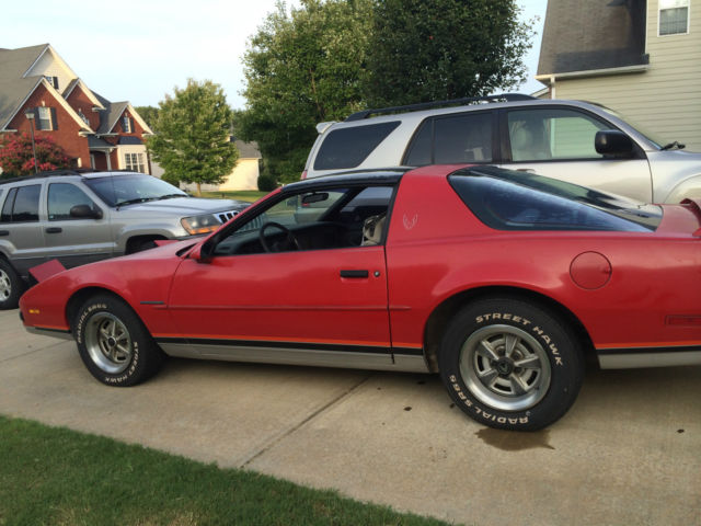 1987 Pontiac Firebird base coupe 2-door - photo 3
