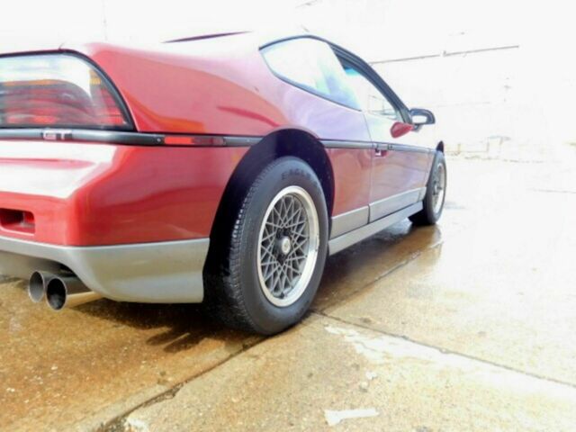 1987 Pontiac Fiero GT - photo 5