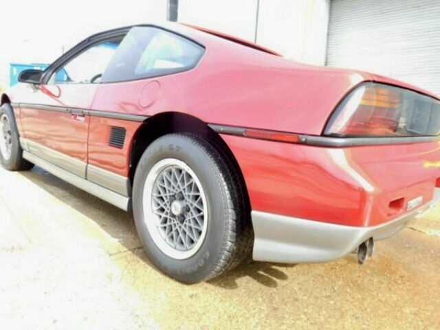 1987 Pontiac Fiero GT - photo 6