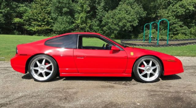 1987 Pontiac Fiero GT