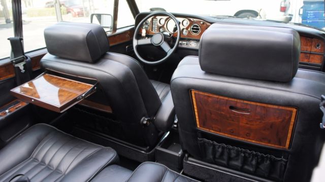 1987 Rolls-Royce Corniche II Base Convertible 2-Door - photo 9