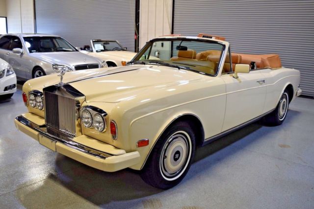 1987 Rolls-Royce CORNICHE II Magnolia 4,300 miles AMAZING Example ! 1987 Rolls-Royce Corniche
