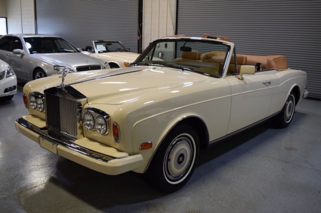 1987 Rolls-Royce CORNICHE II Magnolia 4,300 miles STUNNING Collectible 1987 Rolls-Royce Corniche