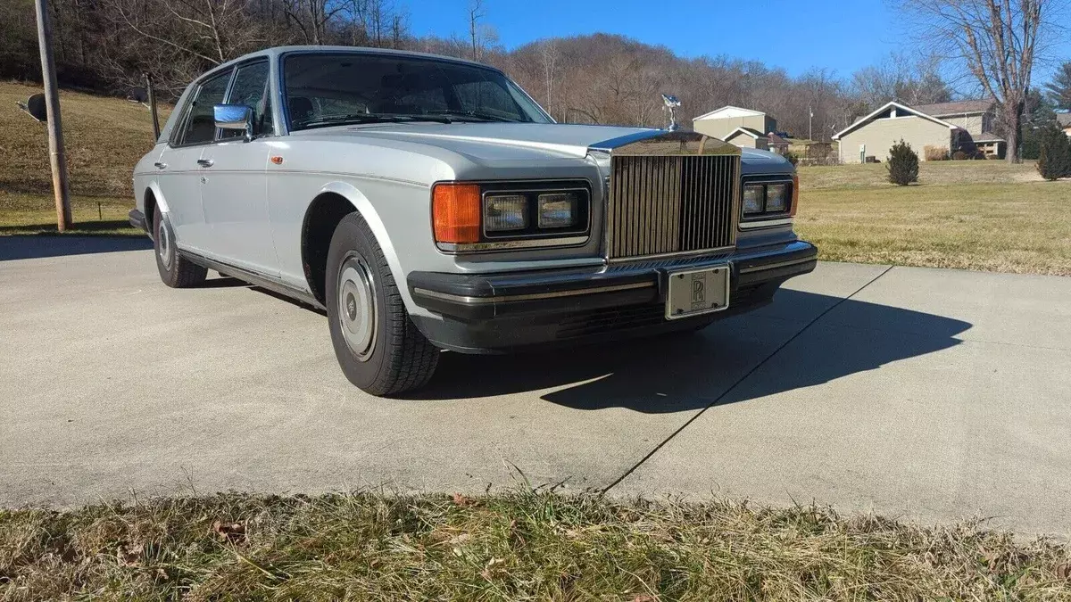 1987 Rolls-Royce Silver Spirit/Spur/Dawn Grey RWD Automatic 1987 Rolls-Royce Silver Spirit/Spur/Dawn