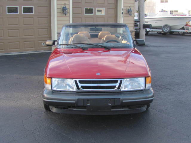 1987 Saab 900 - photo 2