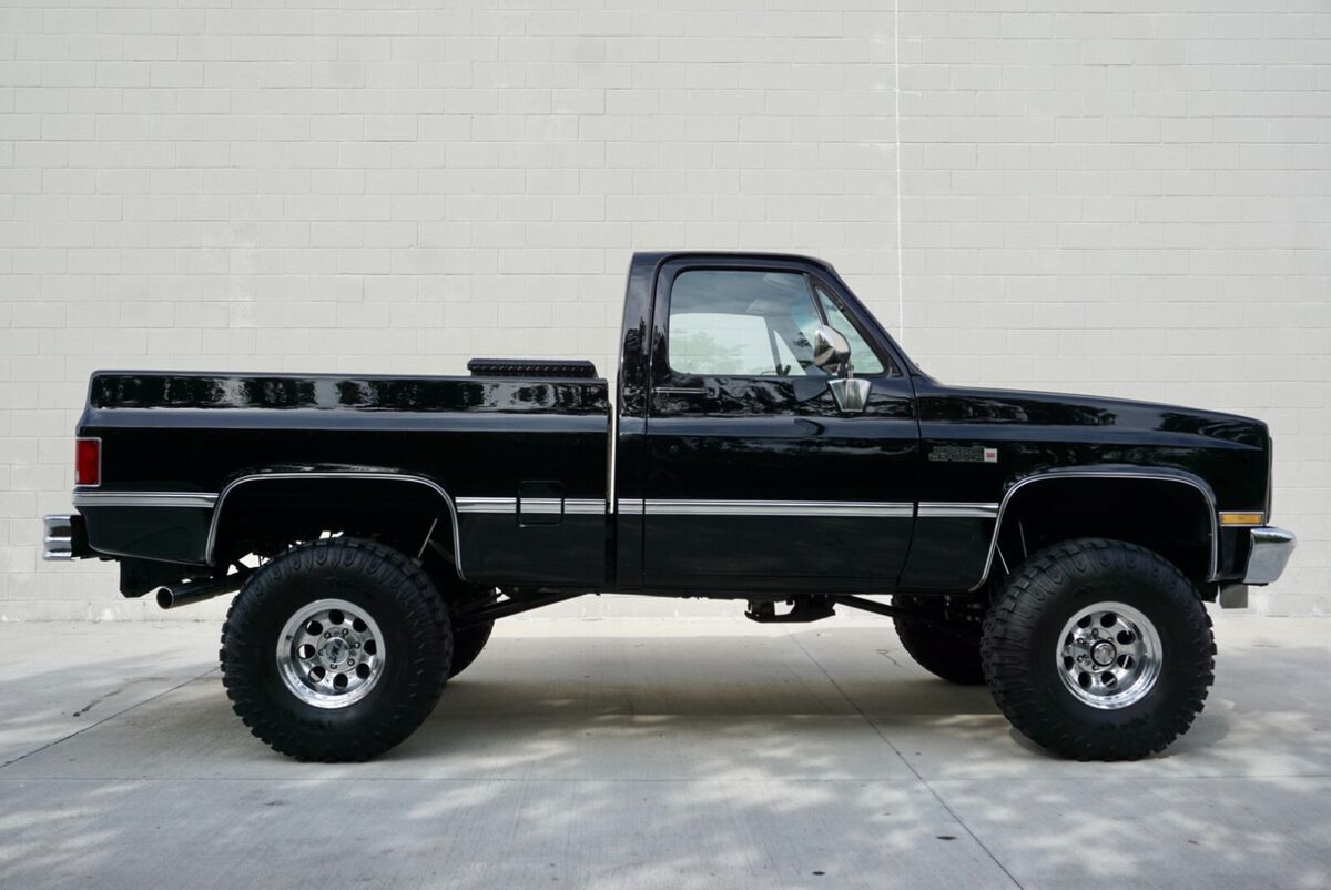 1987 GMC Sierra 1500 - photo 8