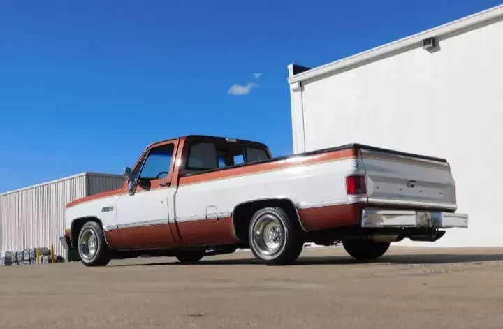 1987 GMC Sierra 1500 V1500