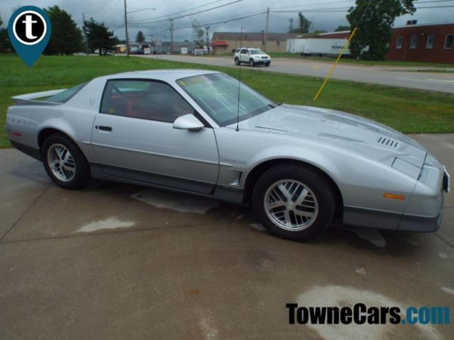 1987 Pontiac Firebird TRANS AM - photo 2