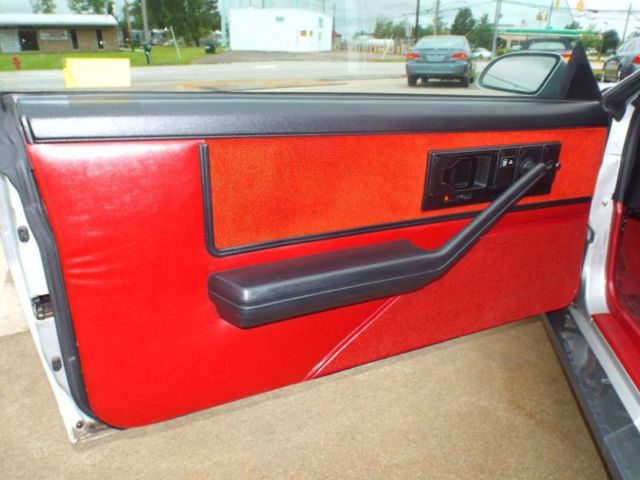 1987 Pontiac Firebird TRANS AM - photo 6