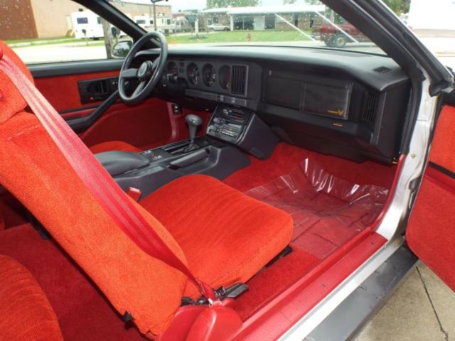 1987 Pontiac Firebird TRANS AM - photo 8