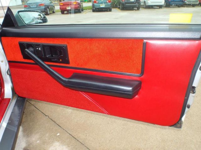 1987 Pontiac Firebird TRANS AM - photo 9