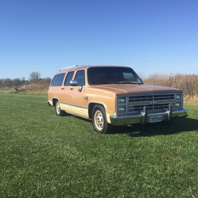 1987 Chevrolet Suburban Silverado - photo 6