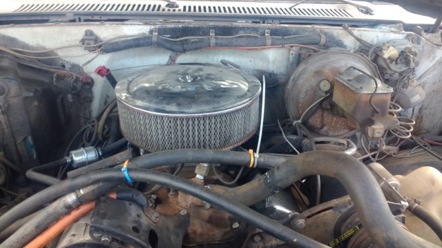 1987 Chevrolet Suburban - photo 8