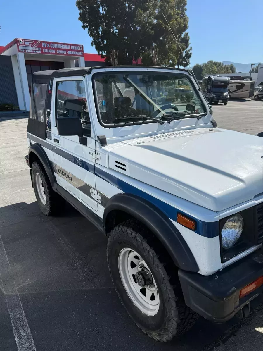 1987 Suzuki Samurai Convertible White 1987 Suzuki Samurai