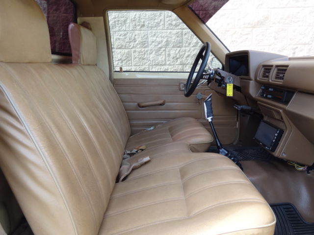 1987 Toyota pick up 22R 2d - photo 10