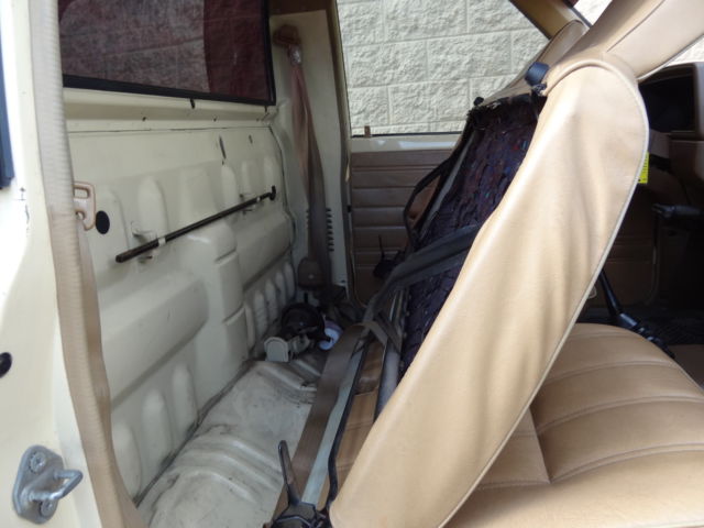 1987 Toyota pick up 22R 2d - photo 12