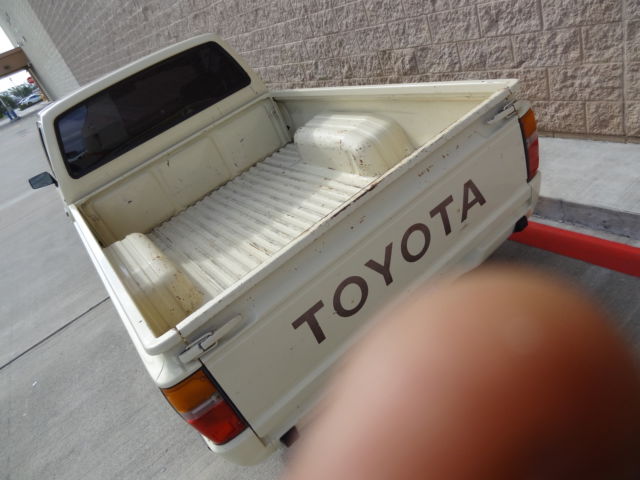 1987 Toyota pick up 22R 2d - photo 5