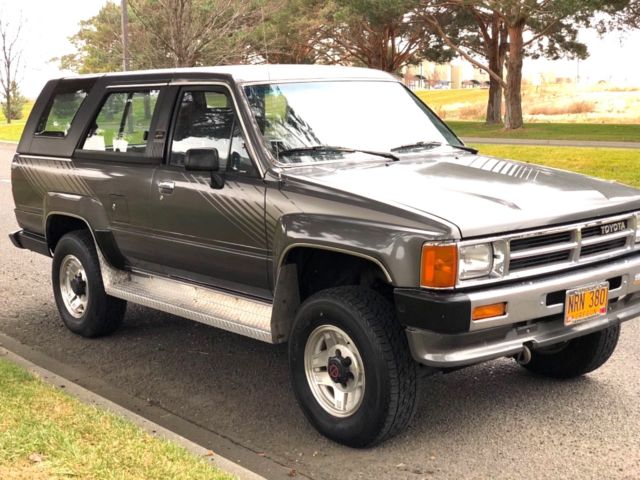 1987 Toyota 4Runner SR5 - photo 2