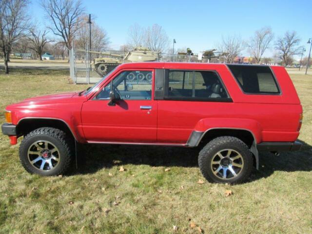 1987 Toyota 4Runner 4x4 - 22RE Engine - 5 Sp Manual - ORIGINAL PAINT - NO RUST! 1987 Toyota 4Runner 4 RUNNER