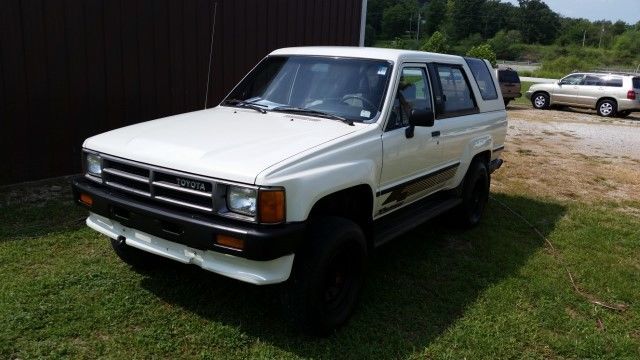 1987 Toyota 4Runner DLX 4WD 1987 Toyota 4Runner
