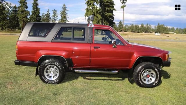 1987 Toyota 4Runner DLX Sport Utility 2-Door - photo 3