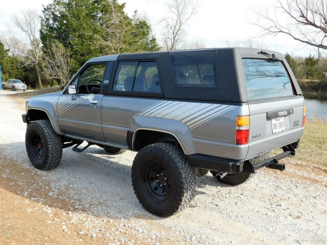 1987 Toyota 4Runner 1987 Toyota 4Runner SR5 EFI, 4WD, LOADED SUV 22R-E - photo 8