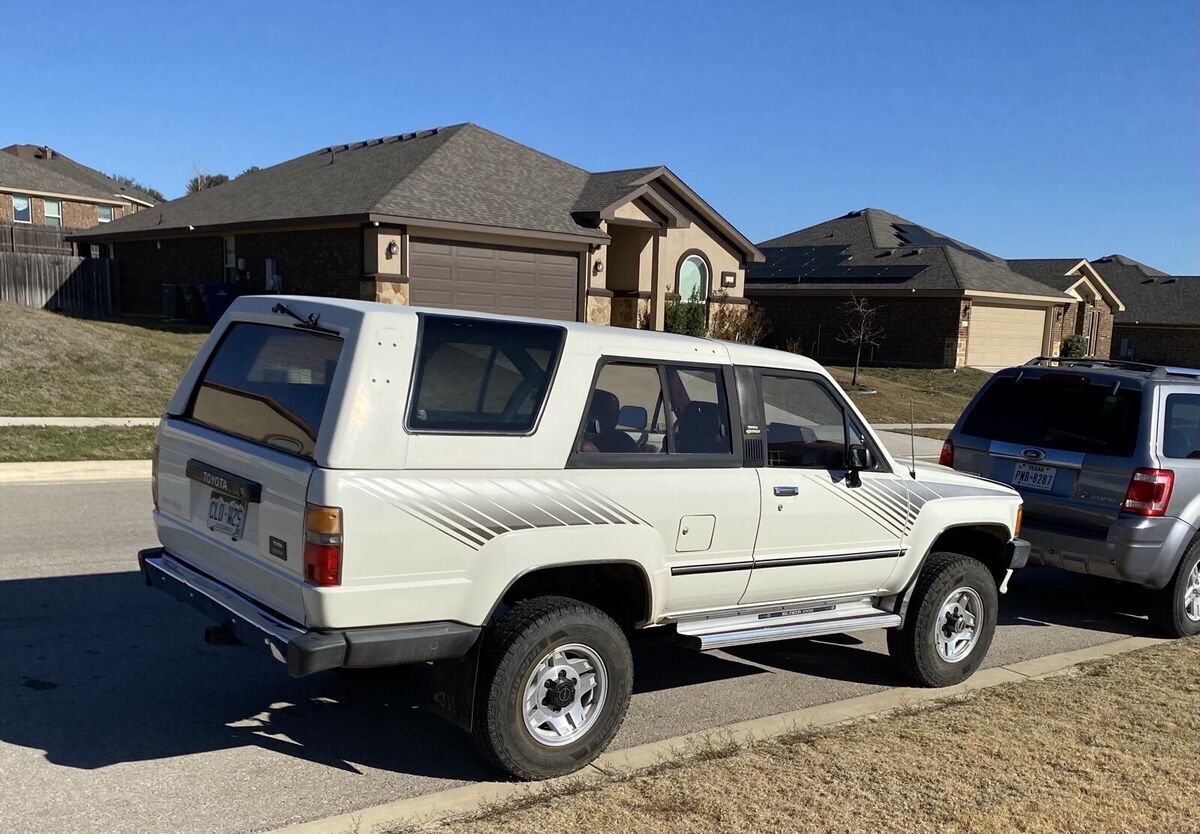 1987 Toyota 4Runner RN60 - photo 2