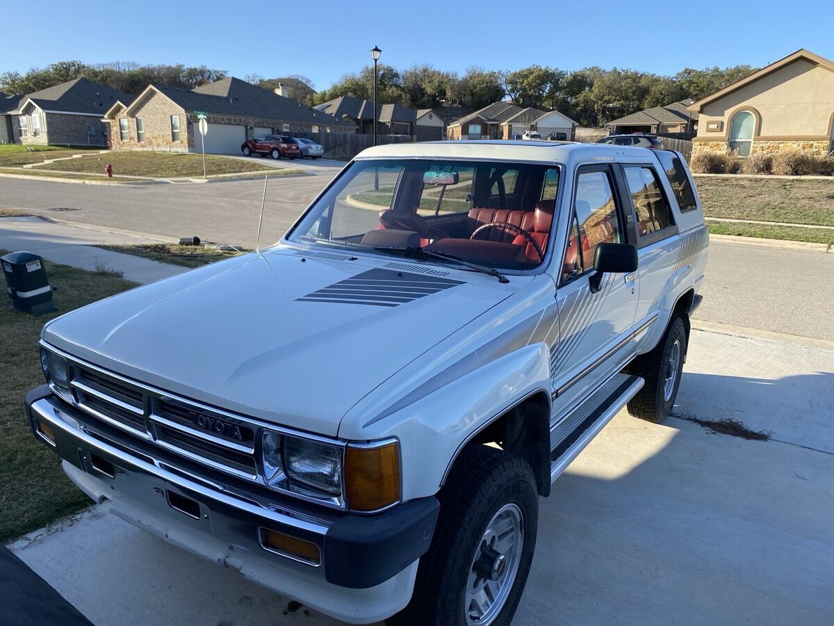 1987 Toyota 4Runner RN60 - photo 3
