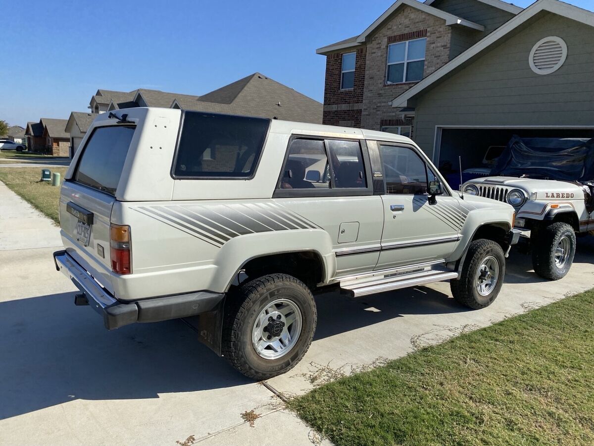 1987 Toyota 4Runner RN60 - photo 5