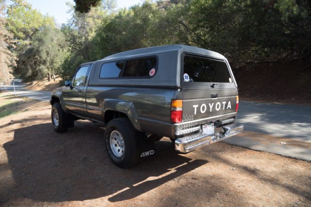 1987 Toyota Tacoma 4X4 - photo 9